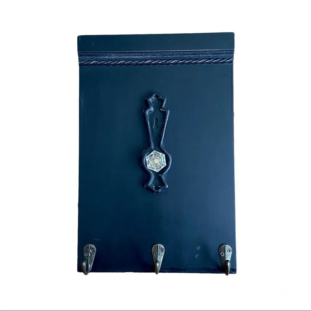 Rustic Antique Inspired Wall Art Key Hook